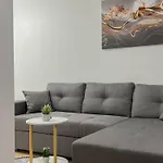 아파트 Tirana City Stay Apartments
