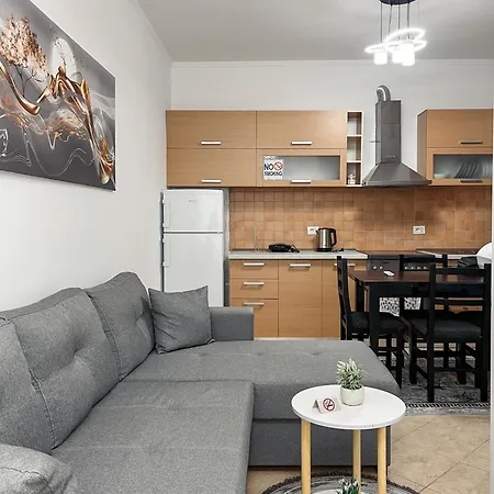 アパート Tirana City Stay Apartments ティラナ